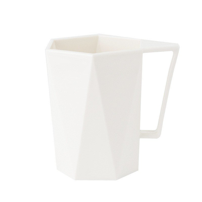 Simple Elegant Minimalist Plastic Gargle Cup
